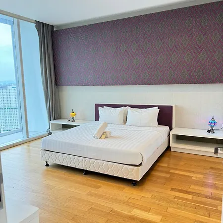 The Platinum Klcc By Infinity Pool Apartment Kuala Lumpur Luaran gambar