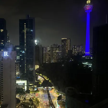 The Platinum Klcc By Infinity Pool Apartment Kuala Lumpur Luaran gambar